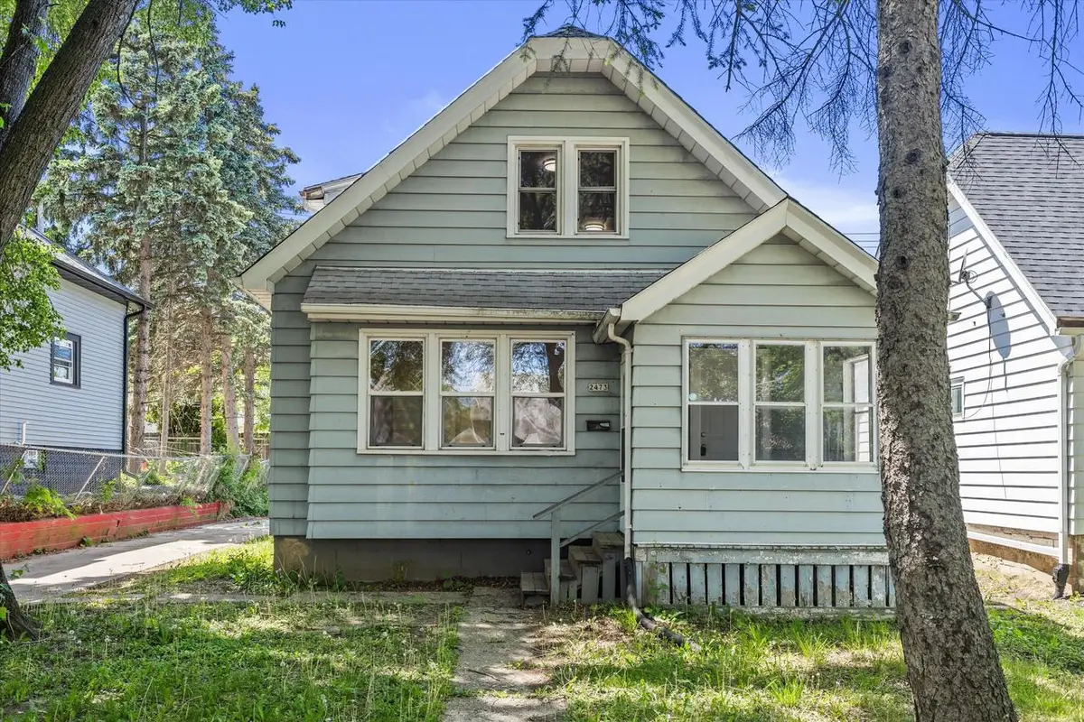 2473 N 57th STREET, Milwaukee, WI 53210 - #1
