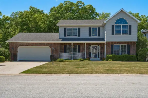 8125 Doe Glen COURT, Mount Pleasant, WI 53406