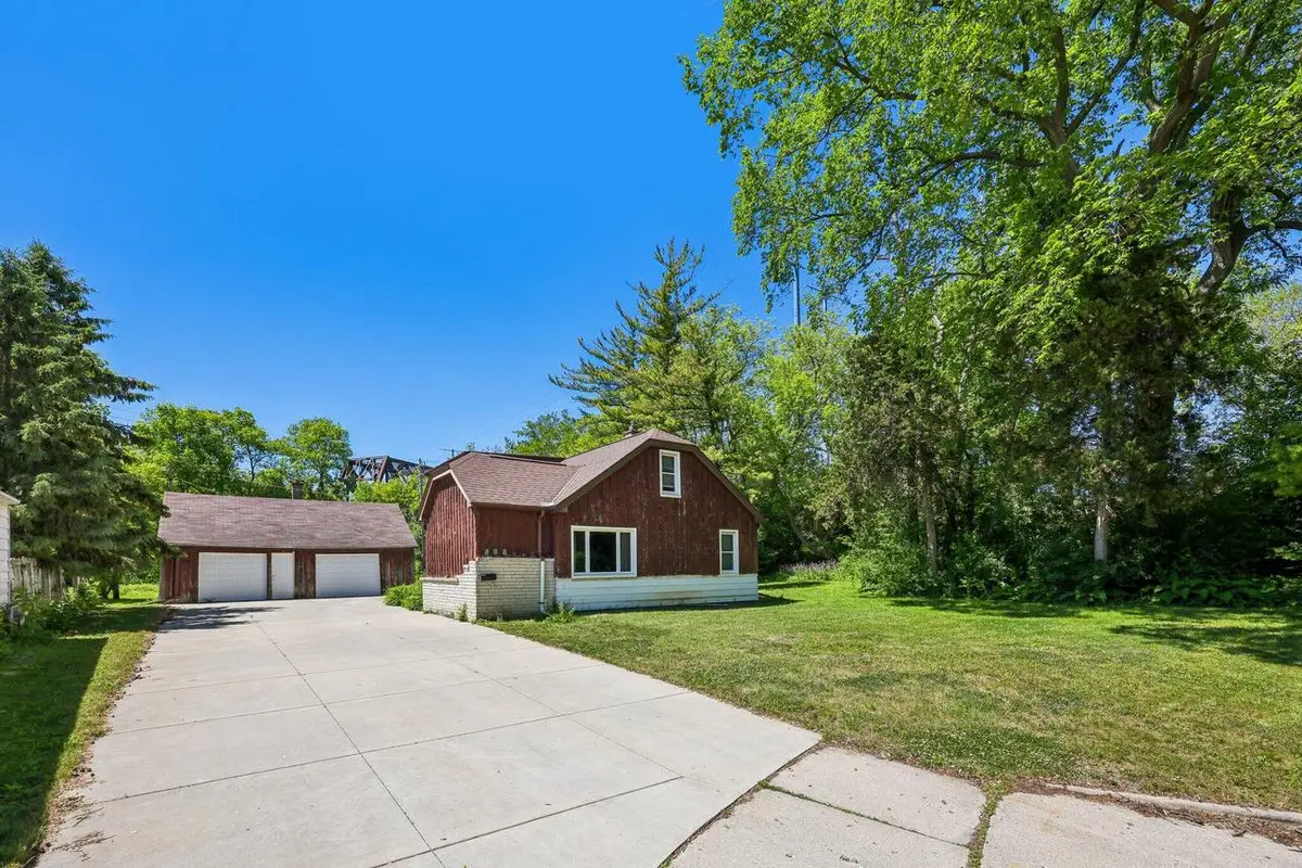 509 S 105th STREET, West Allis, WI 53214 - #1