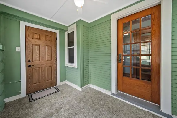 333 W Bender ROAD, Glendale, WI 53217
