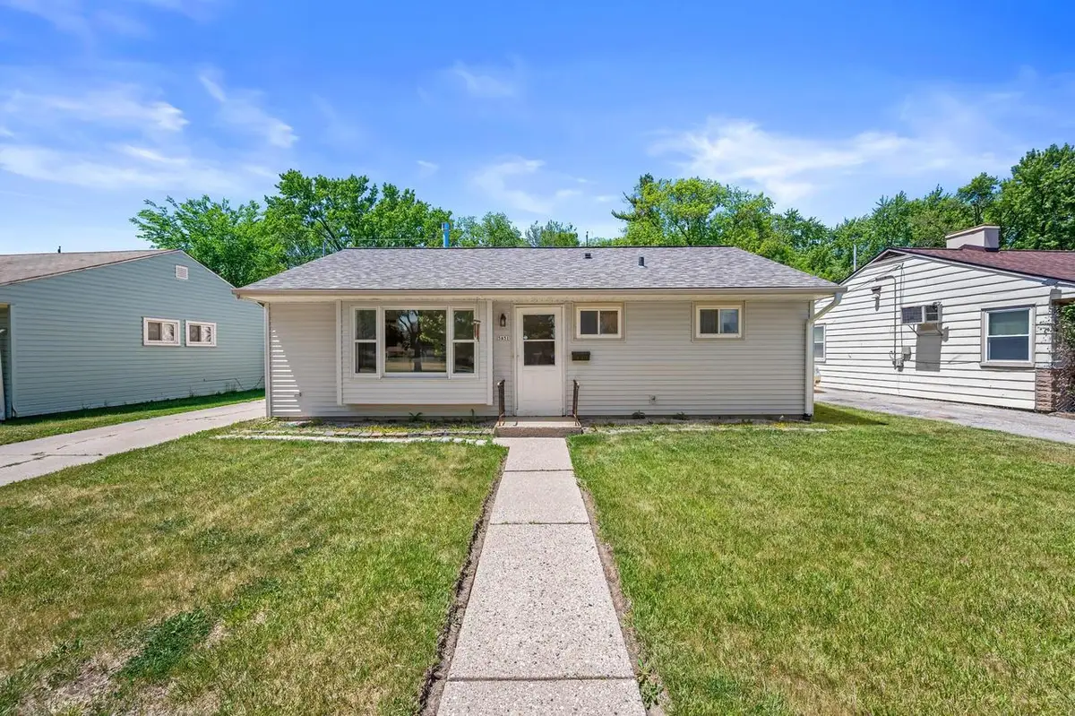 5451 N 72nd STREET, Milwaukee, WI 53218 - #1