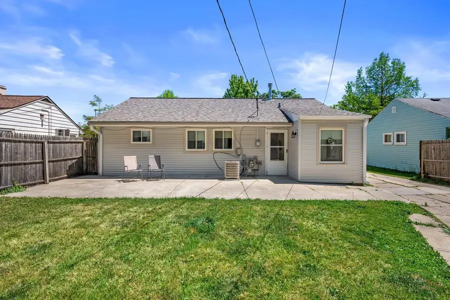 5451 N 72nd STREET, Milwaukee, WI 53218 - #3
