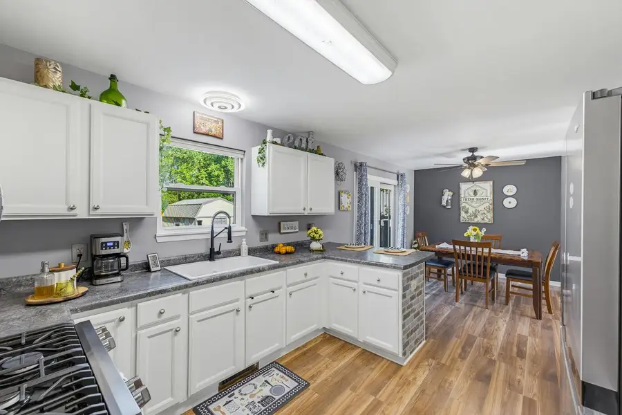 1709 Schmidt ROAD, West Bend, WI 53090 - #3