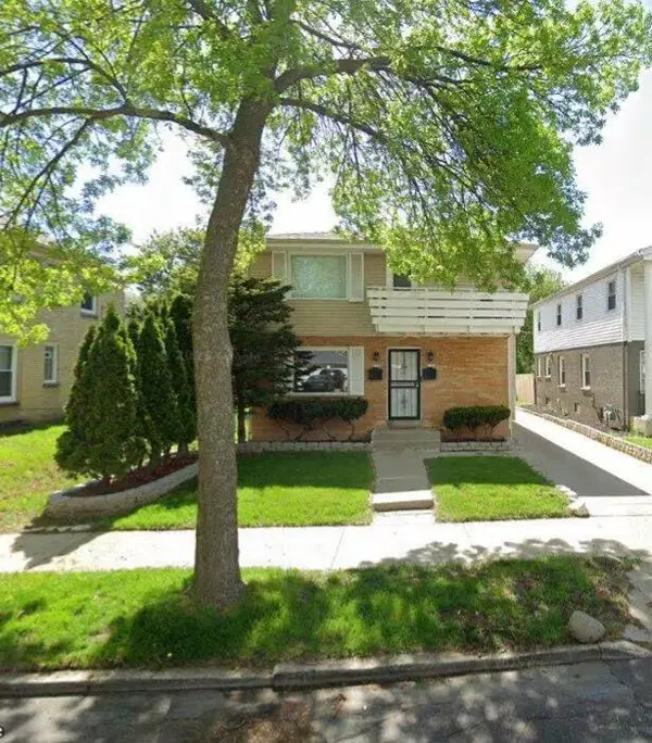 2776 N Carlton PLACE #2778, Milwaukee, WI 53210