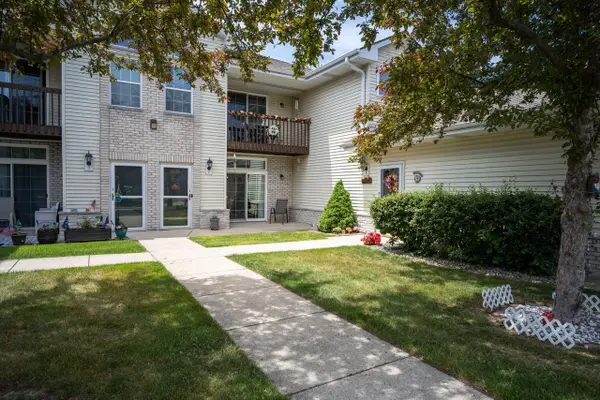 6115 S Creekside DRIVE #2, Cudahy, WI 53110