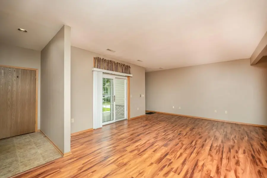 6115 S Creekside DRIVE #2, Cudahy, WI 53110 - #2