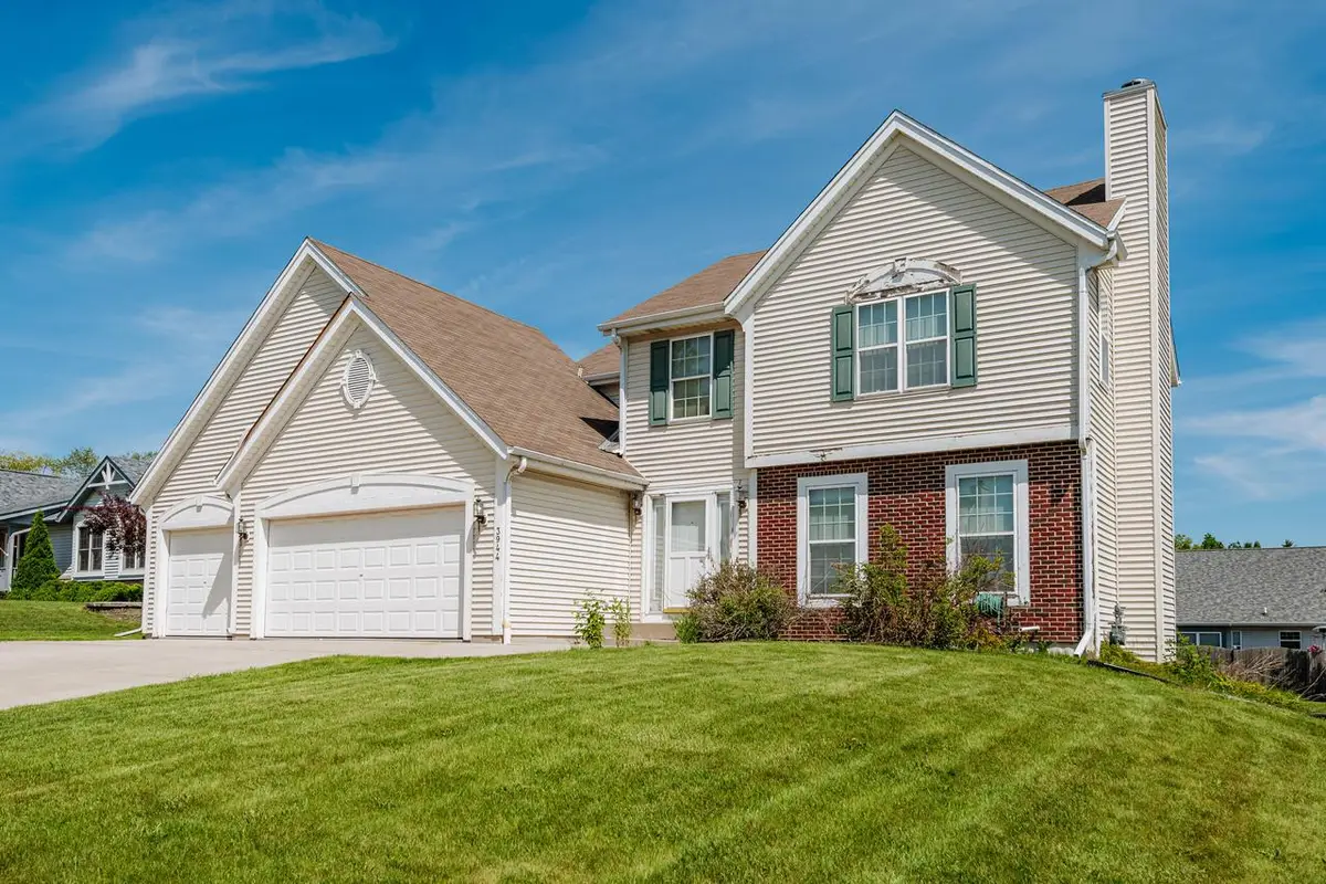 3944 W Valley View DRIVE, Franklin, WI 53132 - #1