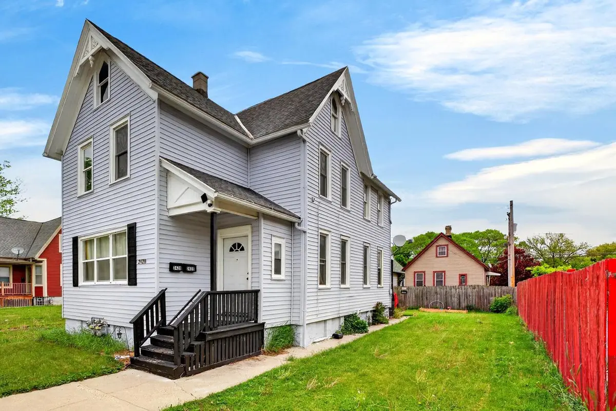 2428 N 6th STREET, Milwaukee, WI 53212 - #1