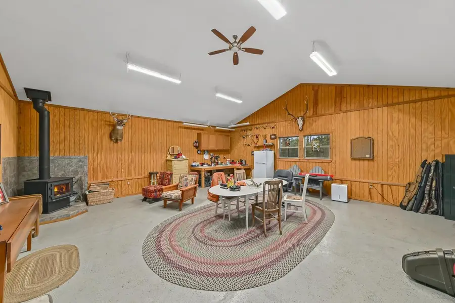 W307N6992 Club CIRCLE E, Hartland, WI 53029 - #3