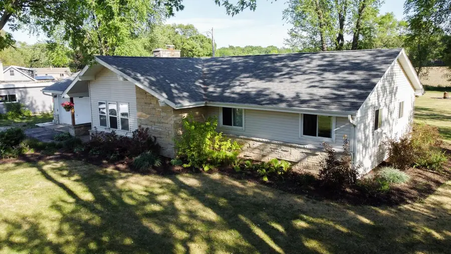 213 W State ROAD, North Prairie, WI 53153 - #2