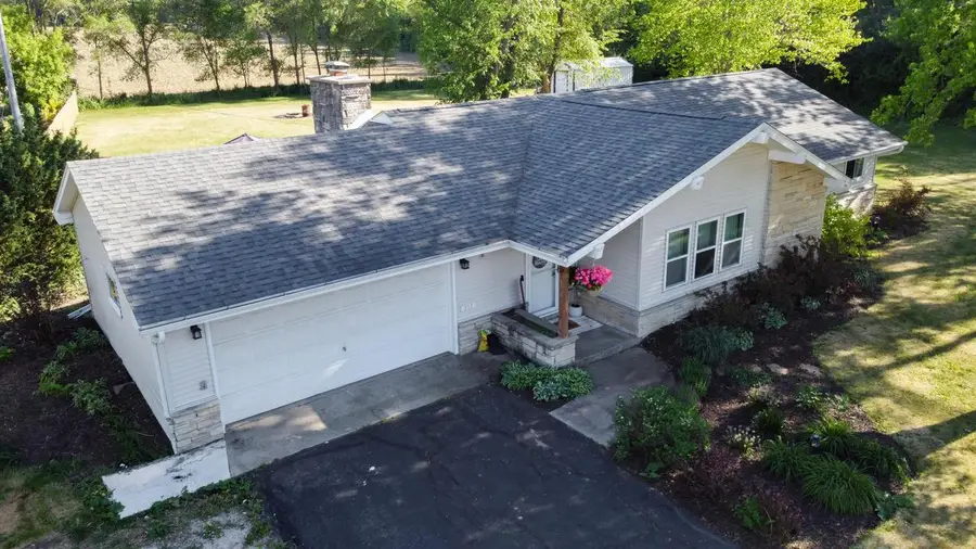 213 W State ROAD, North Prairie, WI 53153 - #3