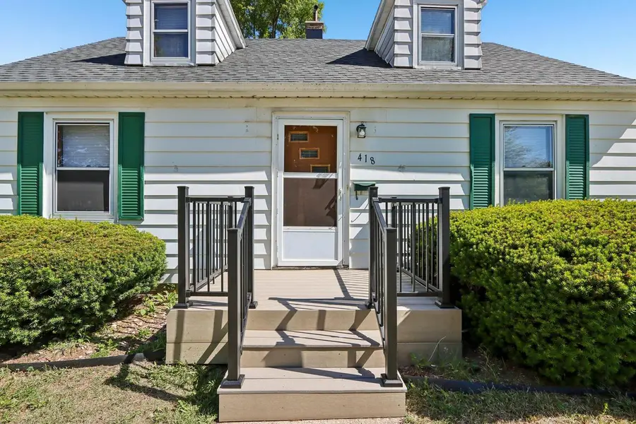 418 Harrison AVENUE, Waukesha, WI 53186 - #2