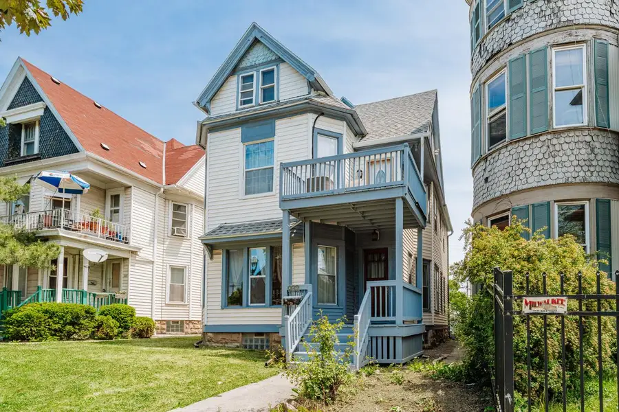 932 S Layton BOULEVARD, Milwaukee, WI 53215 - #3