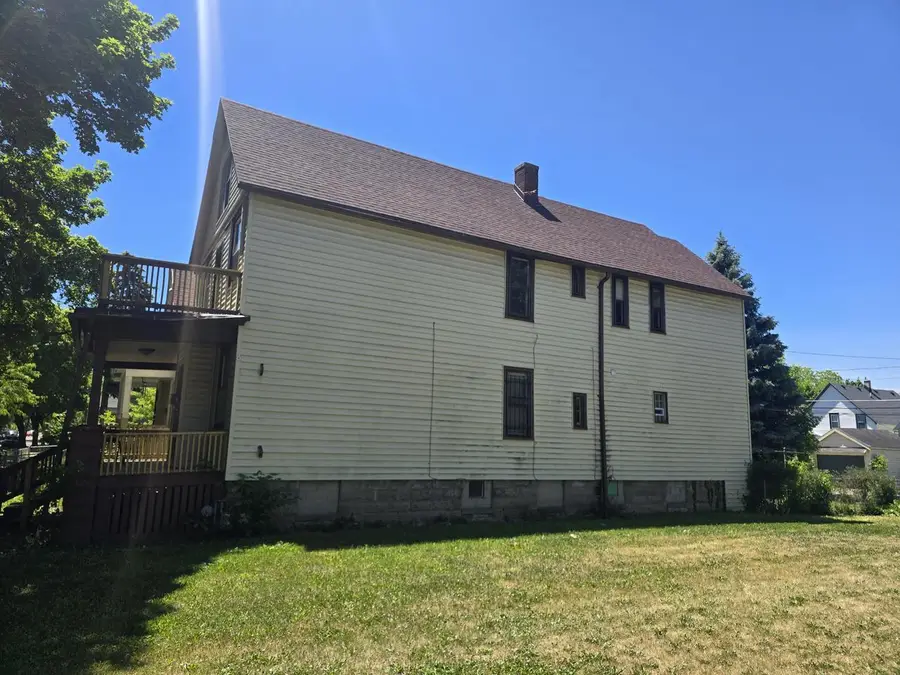 2945 N 23rd STREET, Milwaukee, WI 53206 - #3