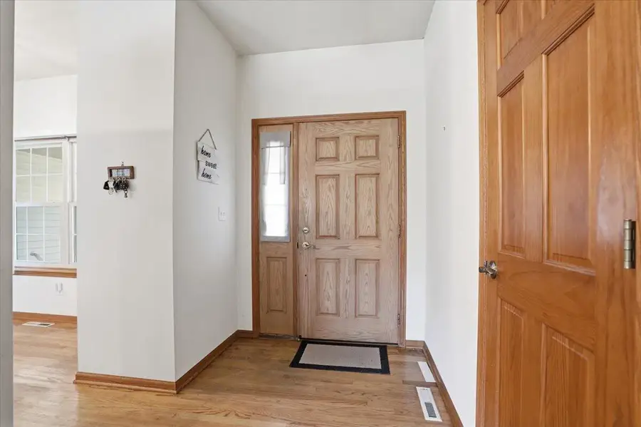 611 Woodland CIRCLE, Waterford, WI 53185 - #3