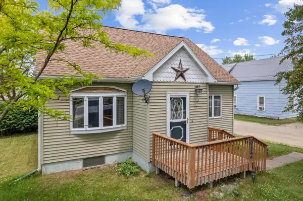 612 E Broadway STREET, Blair, WI 54616