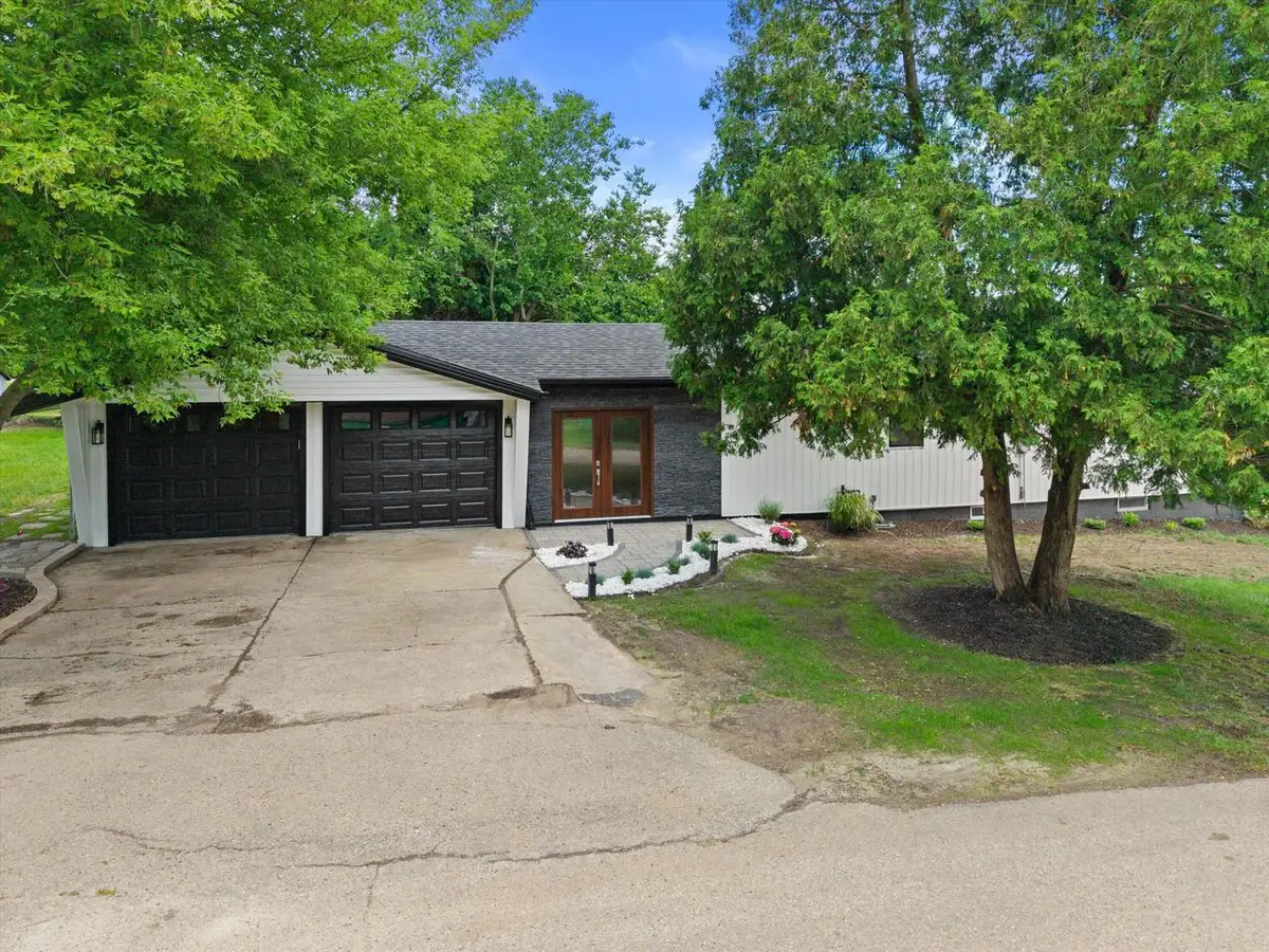 W3990 Longfellow DRIVE, Lake Geneva, WI 53147 - #1
