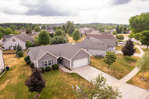 507 Sand DRIVE, West Bend, WI 53095