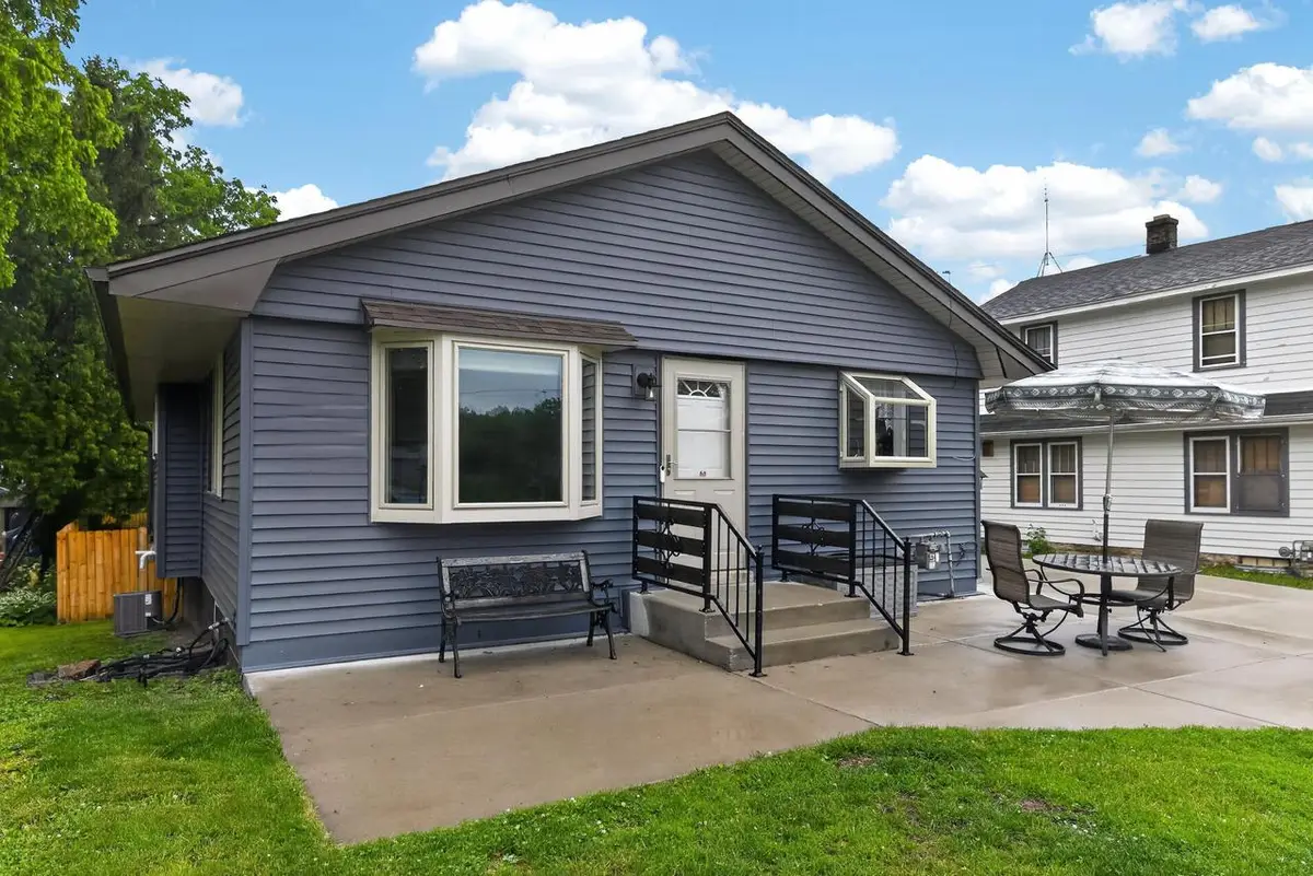 401 Harvey AVENUE, Waukesha, WI 53186 - #1