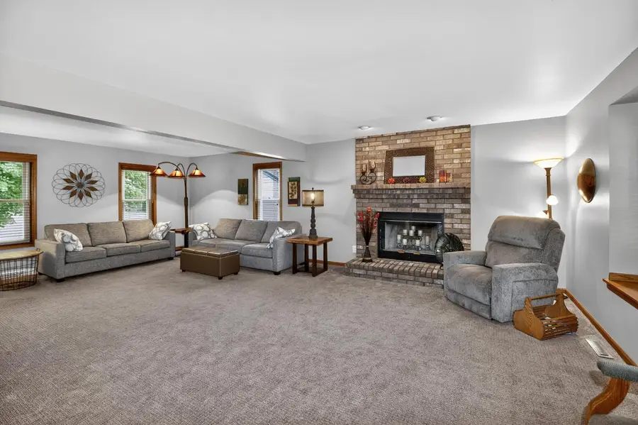 2070 S 103rd COURT, West Allis, WI 53227 - #2