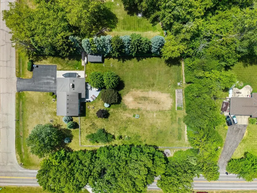 S70W22020 Alameda DRIVE, Big Bend, WI 53103 - #3