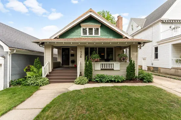 1538 N 70th STREET, Wauwatosa, WI 53213