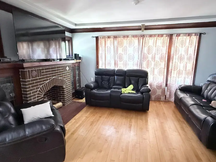 2902 N 44th STREET #2904, Milwaukee, WI 53210 - #3