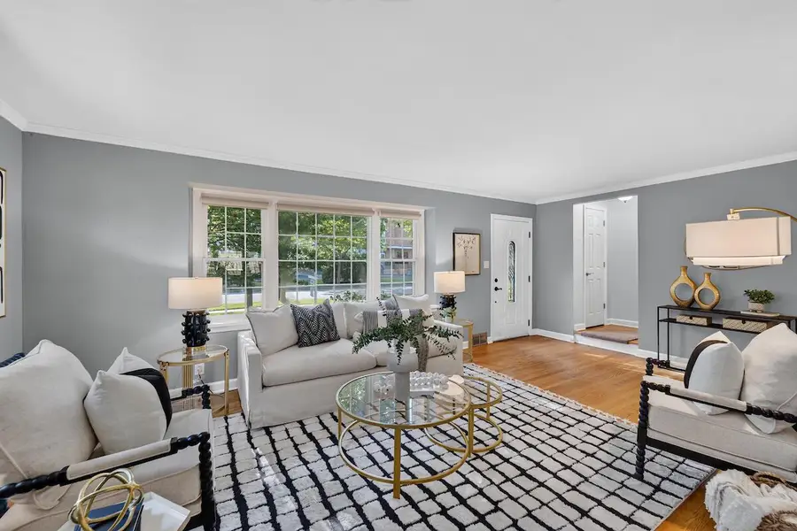 5639 N Bay Ridge AVENUE, Whitefish Bay, WI 53217 - #3