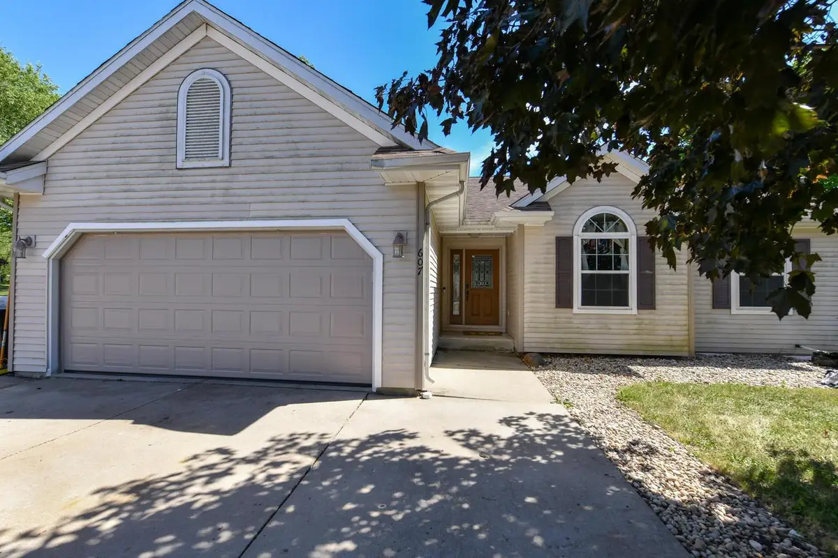 607 Stephanie STREET, Burlington, WI 53105 - #1