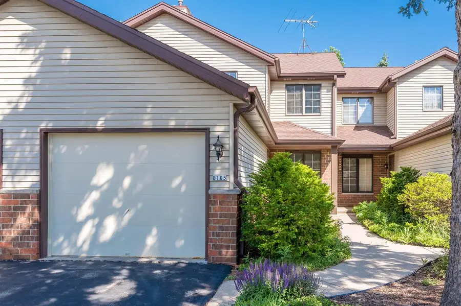 8105 S Legend DRIVE #D, Franklin, WI 53132 - #2