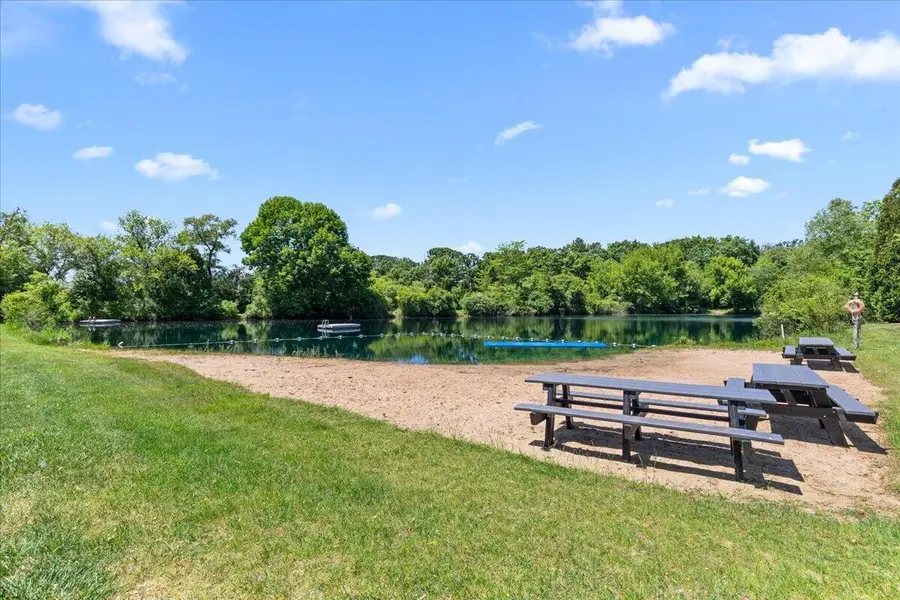 S23W26167 Canterbury LANE, Waukesha, WI 53188 - #2