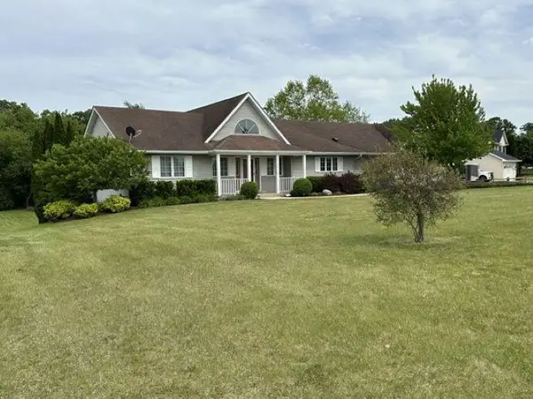 8651 Fieldstone COURT, Burlington, WI 53105