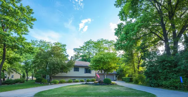 1081 N Eastwood DRIVE, Silver Lake, WI 53170