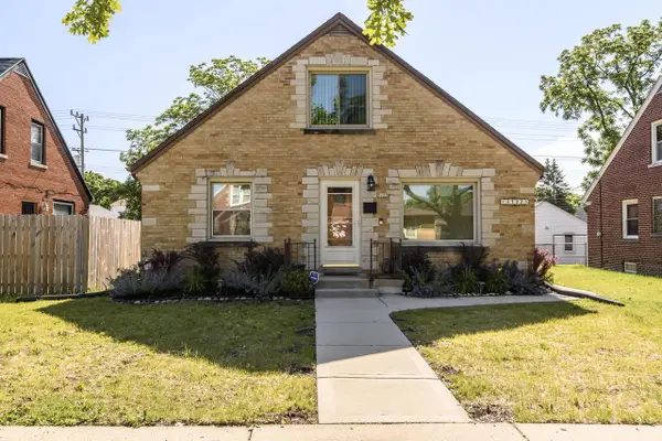 5122 N 65th STREET, Milwaukee, WI 53218