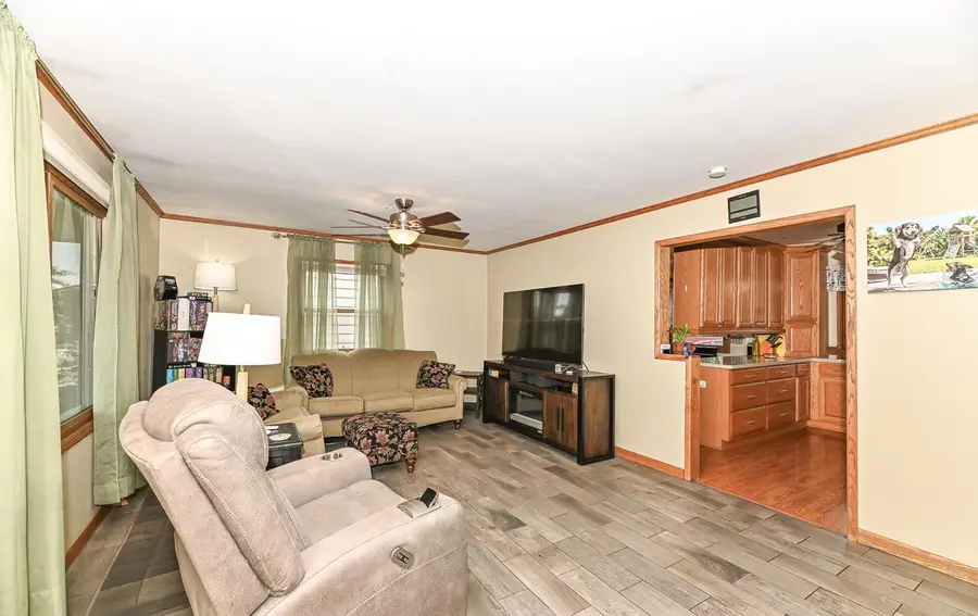 1332 Lakeview AVENUE, South Milwaukee, WI 53172 - #3