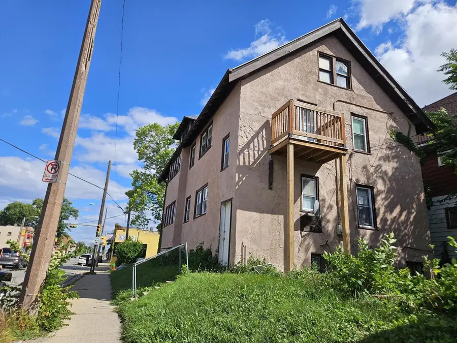 2677 N 39TH STREET #2679, Milwaukee, WI 53210 - #3