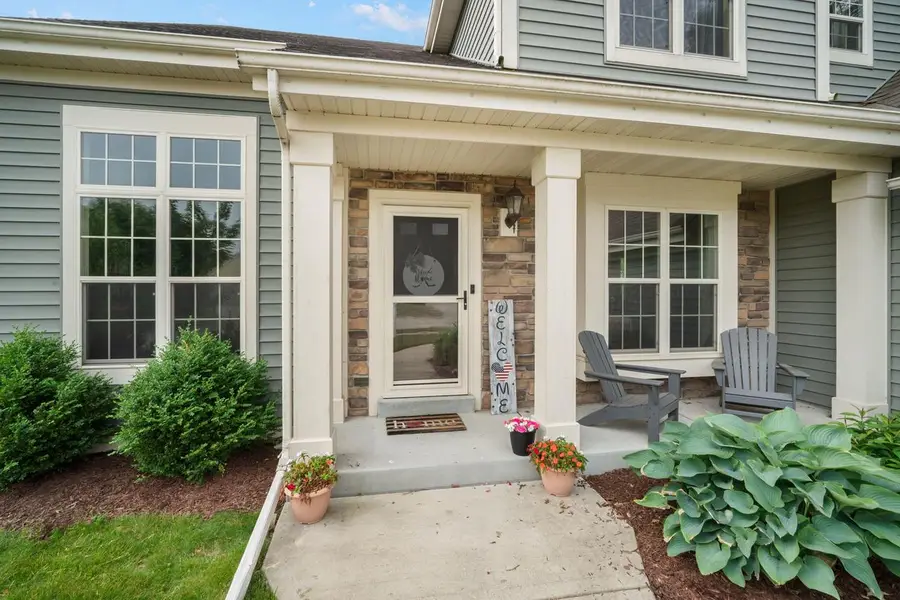 1721 Sagewood CIRCLE, West Bend, WI 53095 - #2