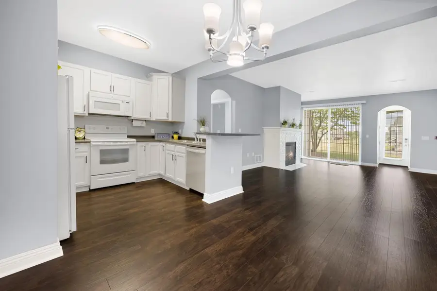 W206N16706 Blackberry CIRCLE, Jackson, WI 53037 - #2