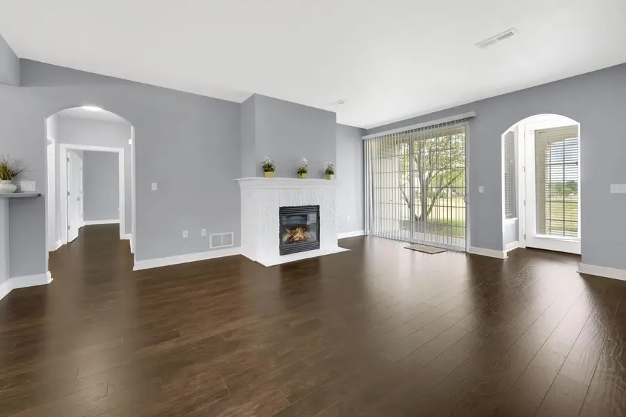 W206N16706 Blackberry CIRCLE, Jackson, WI 53037 - #3