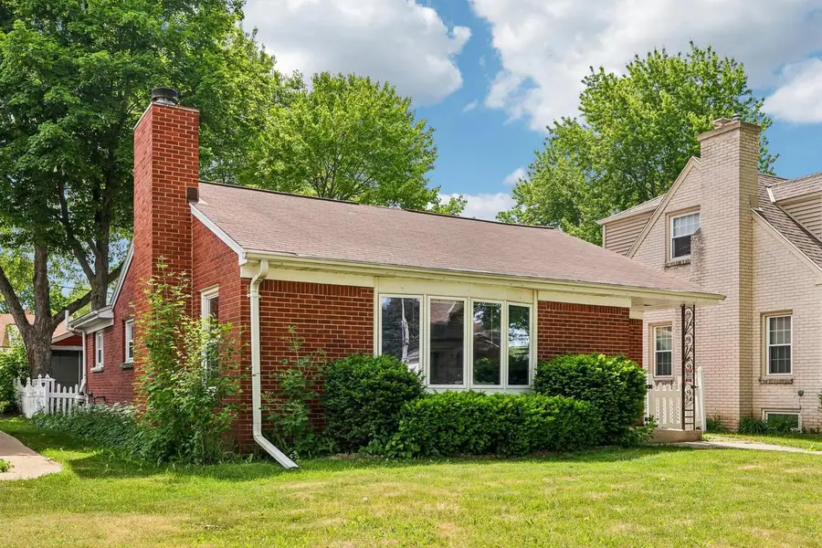 2406 S 79th STREET, West Allis, WI 53219 - #3