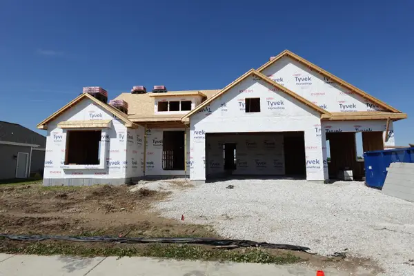 1400 Periwinkle PASS, Oconomowoc, WI 53066