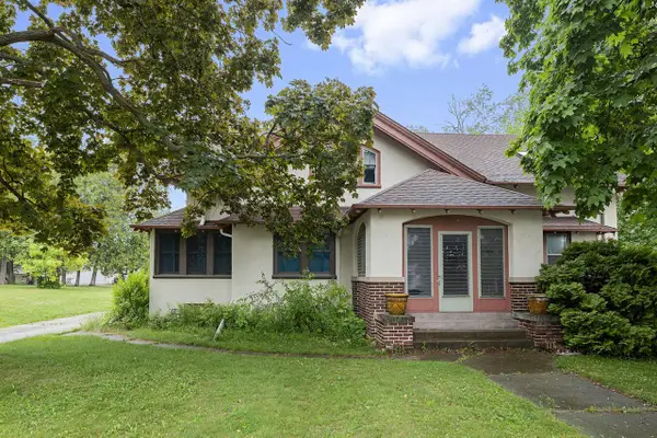 220 FOREST AVENUE, Kewaskum, WI 53040