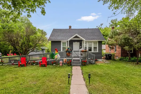 4406 S Nicholson AVENUE, Milwaukee, WI 53235