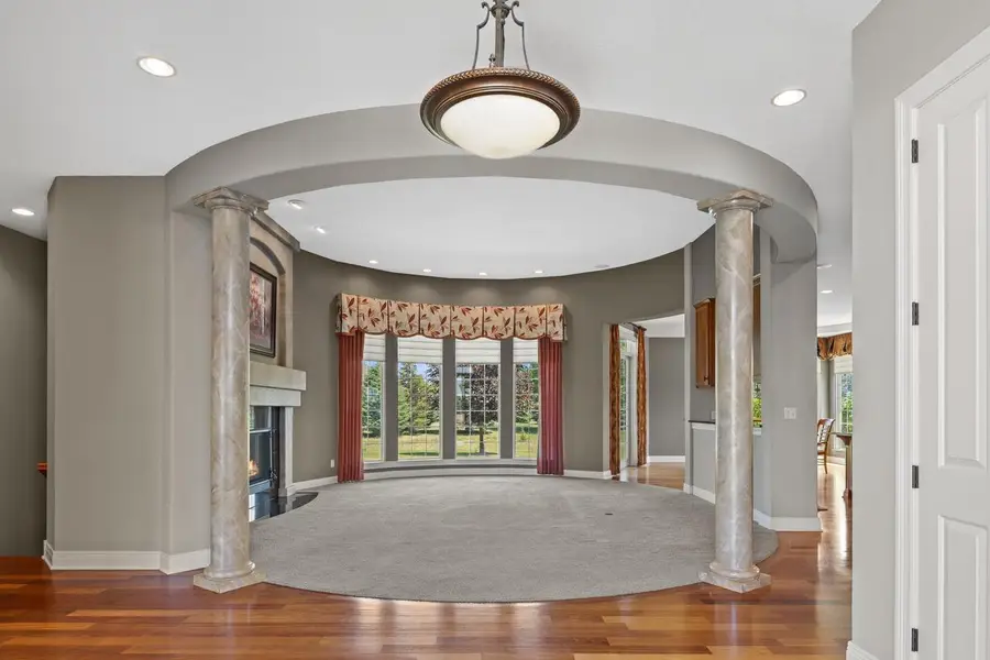 W358N6658 Spring Hollow CIRCLE, Oconomowoc, WI 53066 - #2