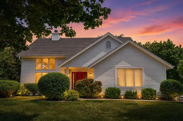 9212 S 41st STREET, Franklin, WI 53132