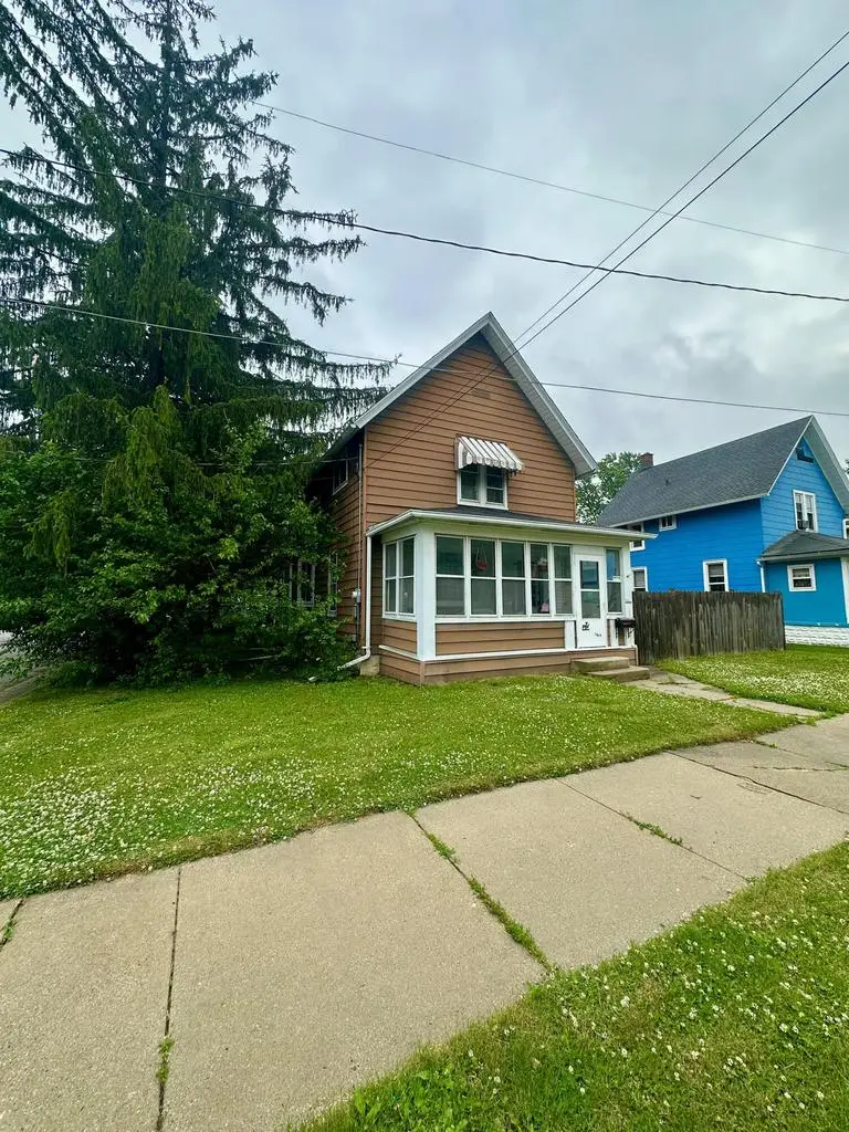 1615 White Rock AVENUE, Waukesha, WI 53186 - #2