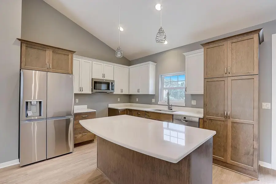 11980 W Edgerton AVENUE, Hales Corners, WI 53130 - #2
