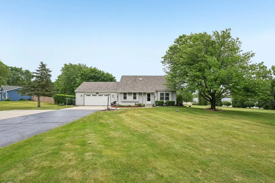 W276S9060 Hidden Lakes DRIVE, Mukwonago, WI 53149 - #2