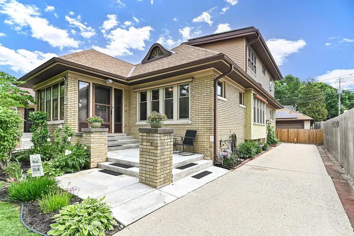 2320 N 62nd STREET, Wauwatosa, WI 53213 - #1