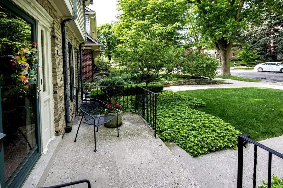 3446 N Frederick AVENUE, Milwaukee, WI 53211 - #3